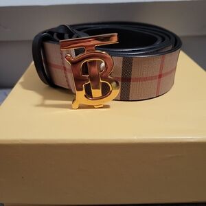Burberry Gold Buckle Tan and Black Belt